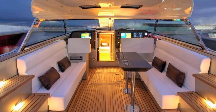 Berlin: Private Sightseeing Tour on Luxurious Electric Boat - Key Points