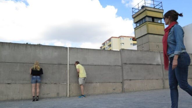 Berlin: Private Tour in a Soviet Minibus - Tour Highlights