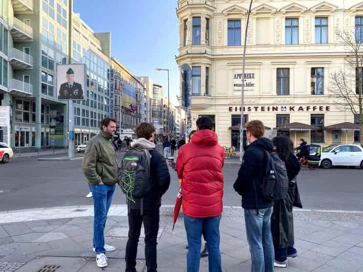 Berlin: Private Treasure Hunt & Tour With Food Stops - Itinerary Highlights