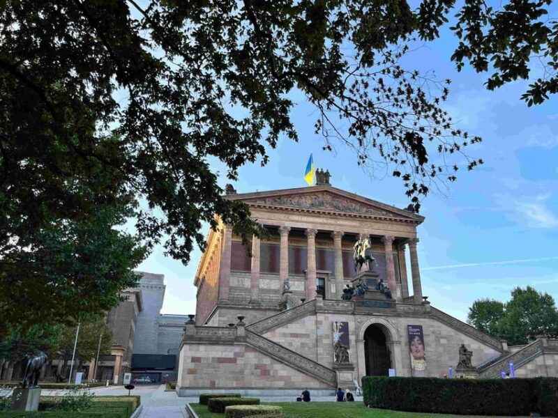 Berlin: Private Walking Tour With a Local Guide - Good To Know