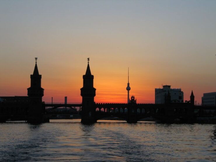Berlin: Private Walking Tour With a Local - Tour Highlights