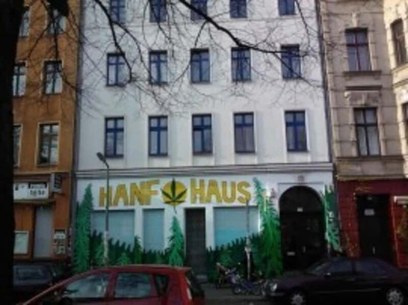 Berlin: Private Wild Kreuzberg Guided Walking Tour - Good To Know