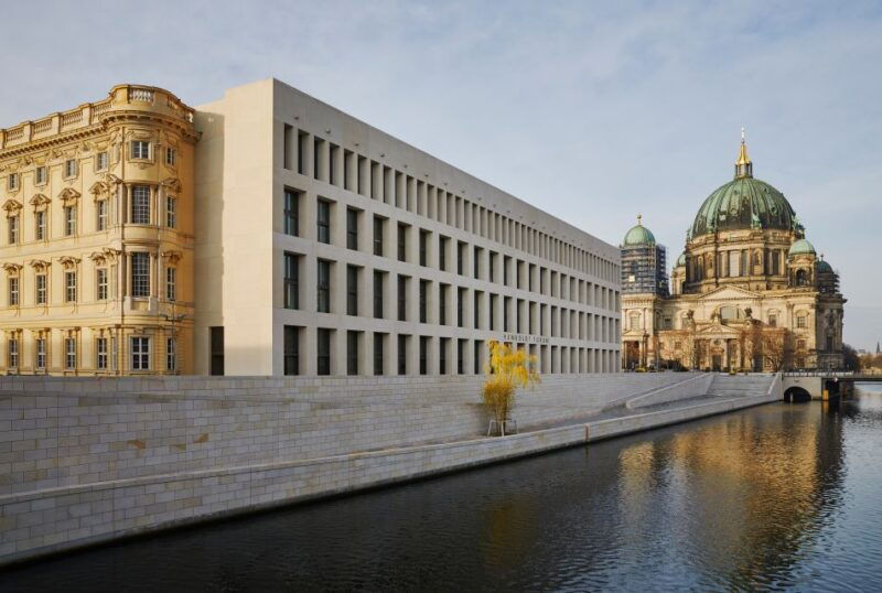 Berlin: Prussian History Walking Tour with Geo Epoche - Good To Know