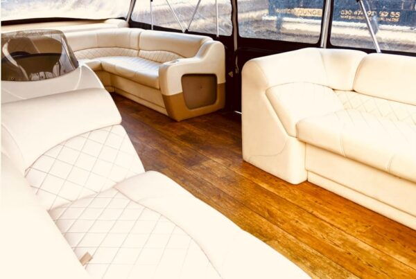 Berlin: Renat a Pontoon Boat and Explore Berlins Waterways - Frequently Asked Questions