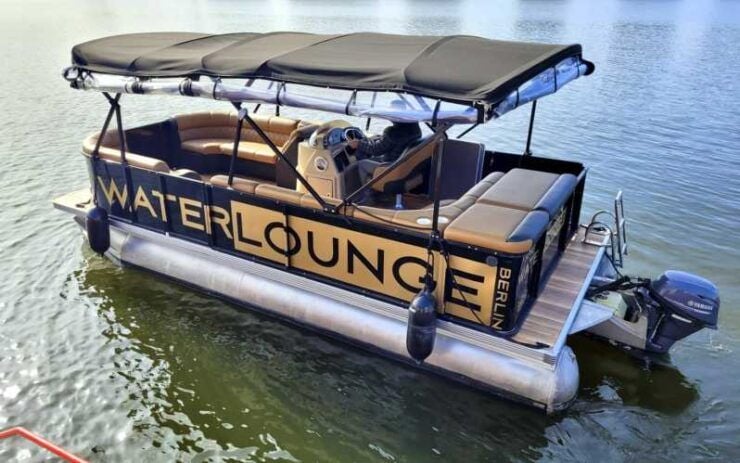 Berlin: Rent a License-Free Boat for up to 12 PAX - Boat Features and Comforts