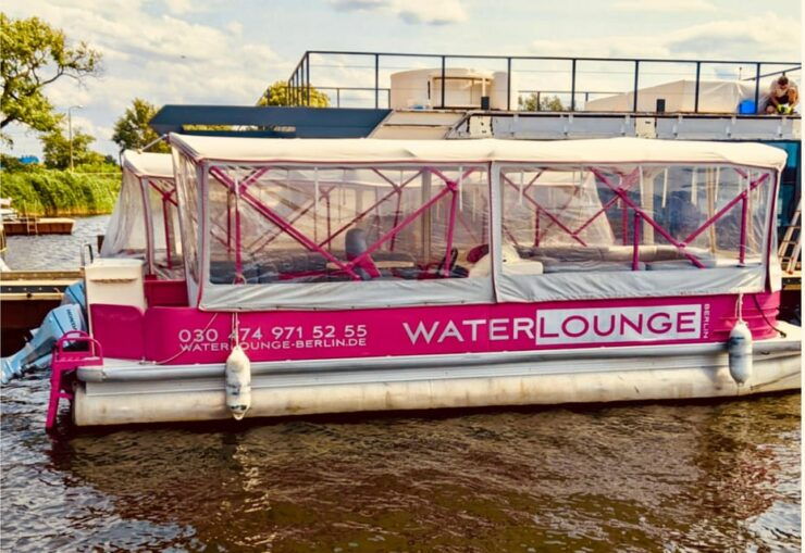 Berlin: Rent a License-Free Boat for up to 12 PAX - Key Points