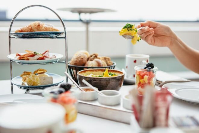Berlin: Rooftop Breakfast at Käfer Restaurant Reichstag - Delicious Breakfast With German Specialties