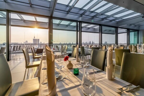 Berlin: Rooftop Dinner at the Käfer Restaurant Reichstag - Common Questions