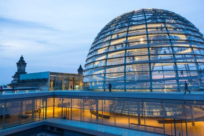 Berlin: Rooftop Lunch at the Reichstag's Käfer Restaurant - Experience Details
