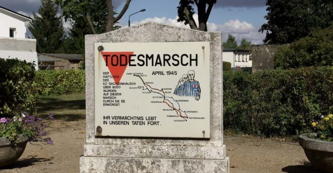 Berlin & Sachsenhausen: 5-Hour Tour Third Reich by VW-Bus - Important Details