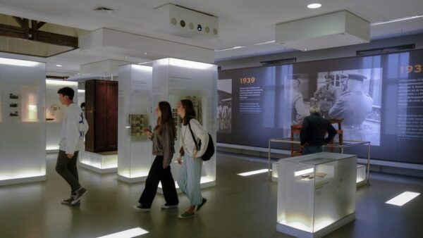 Berlin: Sachsenhausen Concentration Camp Museum Tour - Customer Reviews and Ratings