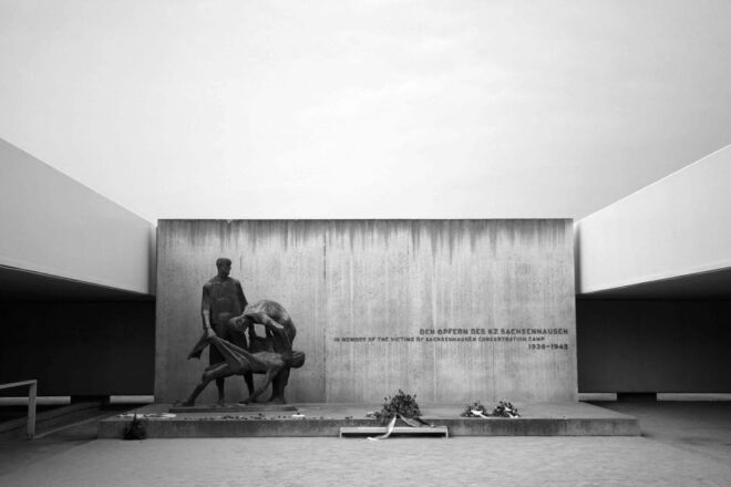Berlin: Sachsenhausen Memorial Day Tour - Select Participants and Date