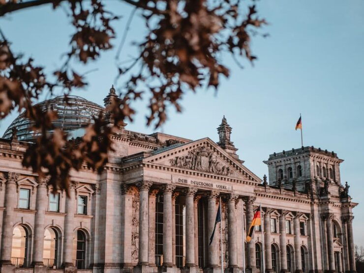 Berlin: Self-Guided Audio Tour - Audio Guide Features