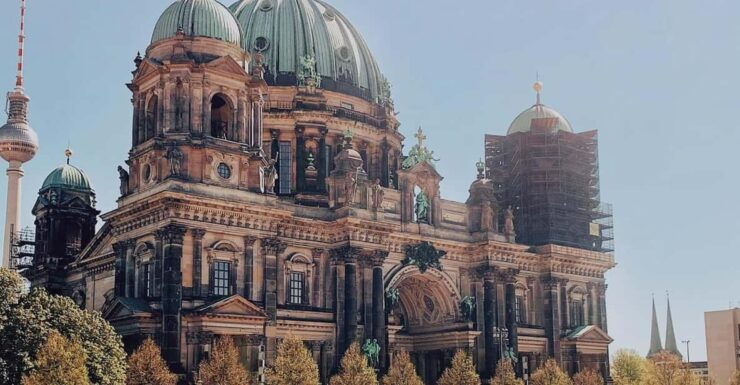 Berlin: Selfguided Audiotour Old Berlin - Features and Experience