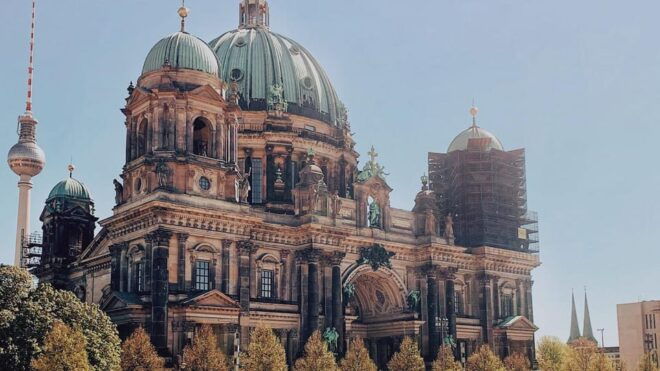 Berlin: Selfguided Audiotour Old Berlin - Pricing and Booking