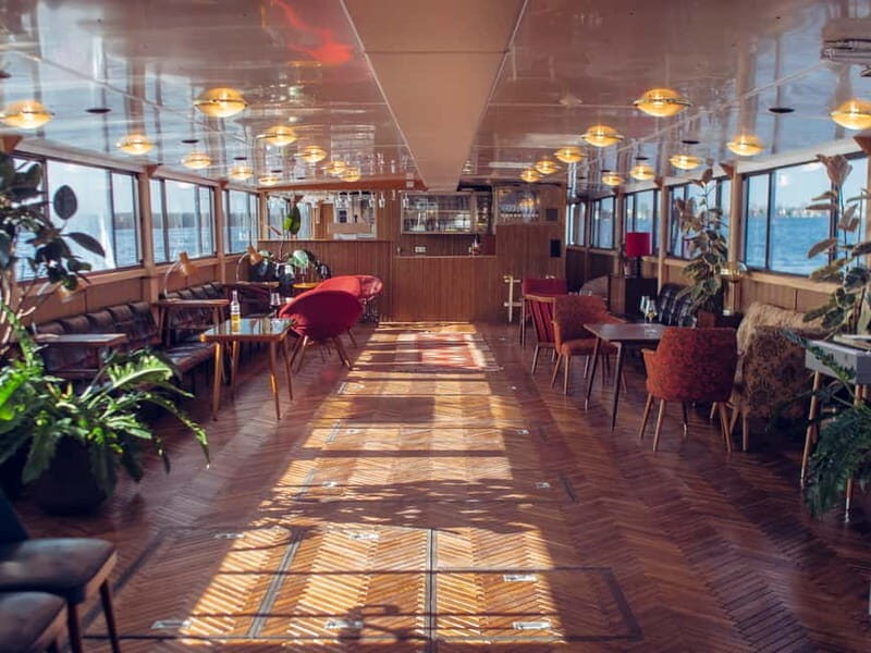 Berlin: Sightseeing Cruise from Berlin Main Station - The Itinerary: What You Can Expect During the Cruise