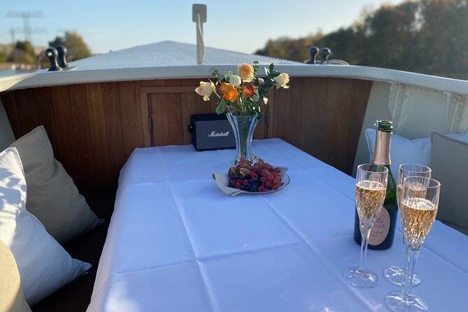 Berlin Sightseeing on Electrified Vintage 1920s Boat - Cancellation Policy