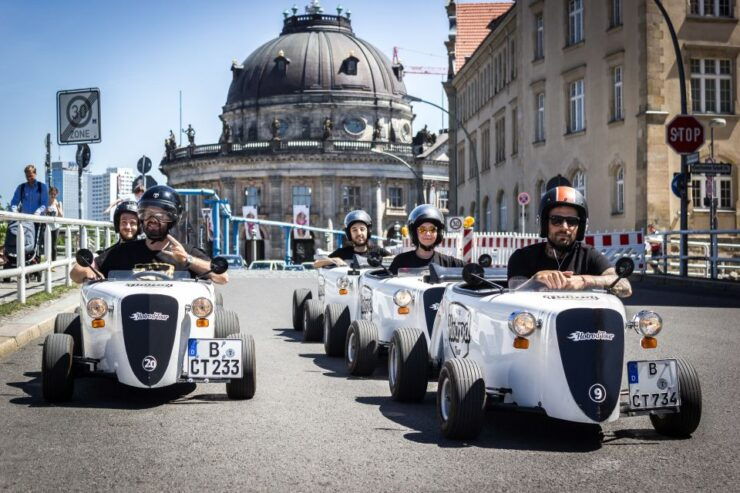 Berlin: Sightseeing Tour in a Mini Hotrod - Highlights of the Mini Hotrod Tour