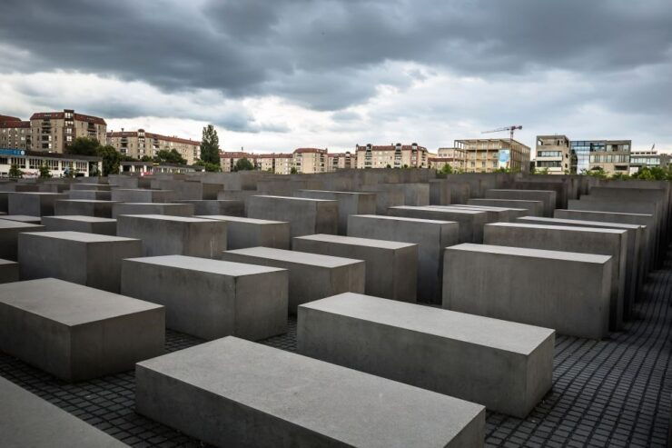 Berlin: Skip-the-line Jewish Museum Private Guided Tour - Tour Experience