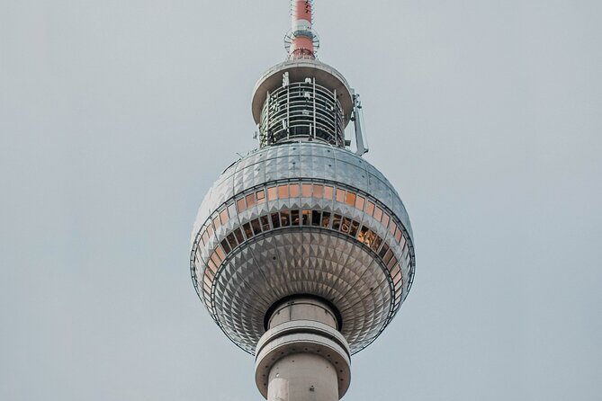Berlin Skyline Iconic Fast View TV Tower - Common Questions