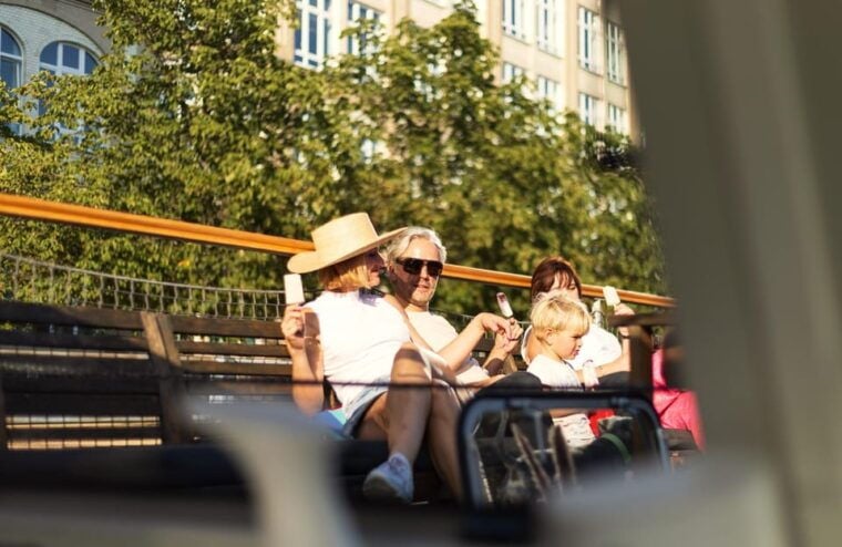 Berlin: Spree River Romantic Moon Boat Ride - Authentic Perspectives: What Travelers Say