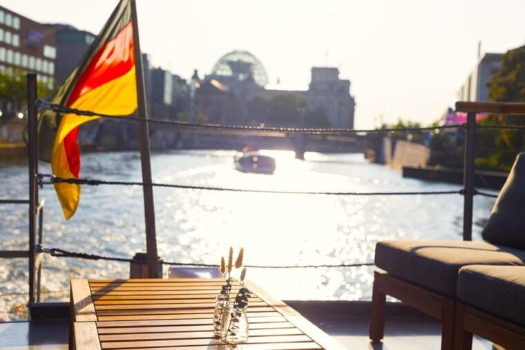 Berlin: Spree River Romantic Moon Boat Ride - Who Will Love This Tour?