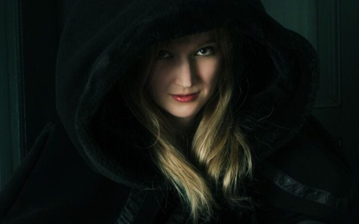 Berlin: Spukgeführte Live-Theater-Tour Auf Deutsch - Activity Details and Booking Information