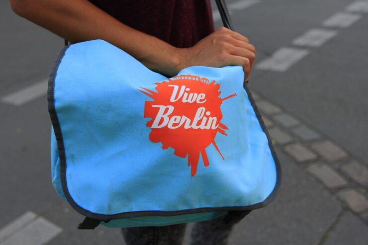 Berlin: Street Art and Alternative Tour - Booking Options and Details