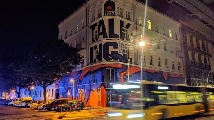 Berlin: Street-Art and Graffiti Self-Guided Tour - Experience Highlights