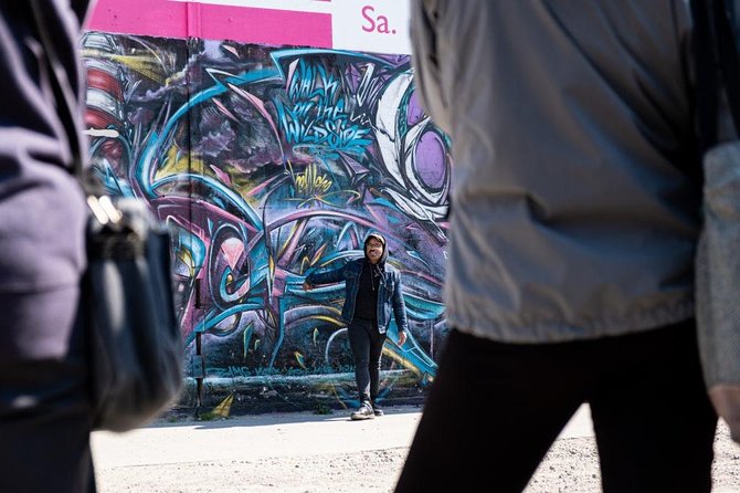 Berlin Street Art Walking Tour - Off The Grid - Tour Guide Reviews and Negative Feedback