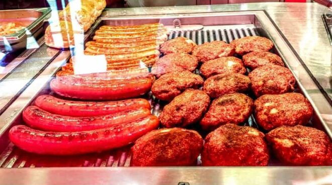 Berlin: Street Food Tour With 10 Tastings - Food and Drink Highlights