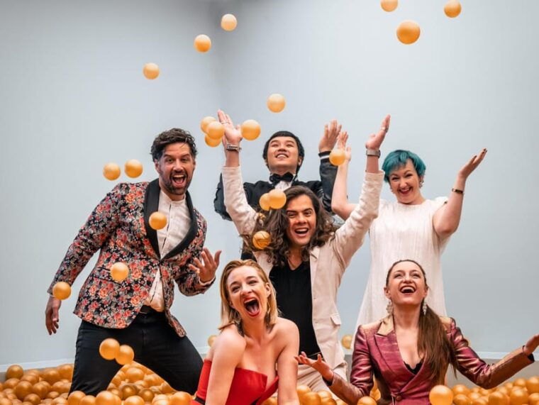 Berlin: The Cast - the opera band: OPER À LA CARTE - FAQs