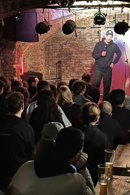 Berlin: The Epic Comedy Club Friday Night Showcase - Key Points
