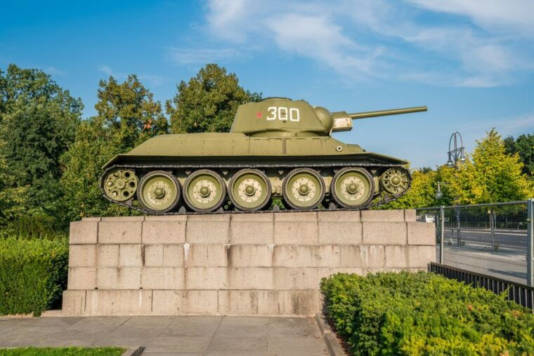 Berlin: Third Reich and Cold War 2 Hour Walking Tour - Final Thoughts