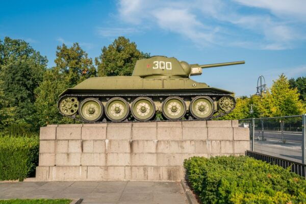 Berlin: Third Reich and Cold War Walking Tour - The Sum Up