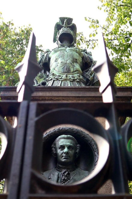 Berlin: Tour Through the Invalids Cemetery - Notable Figures Interred