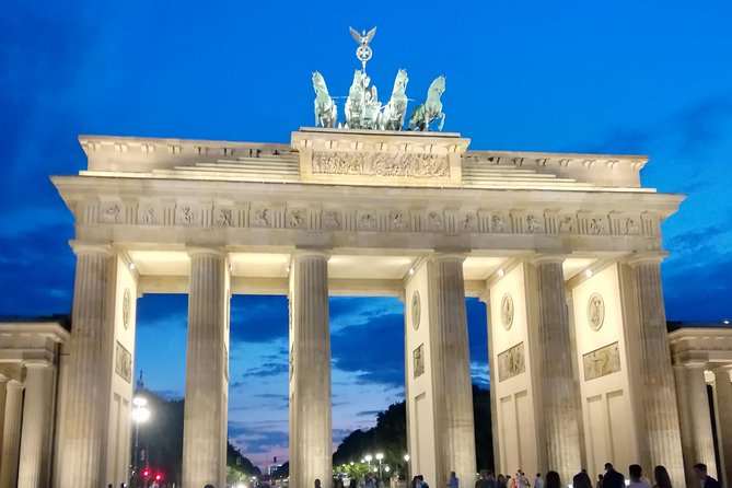 Berlin TRANSFER Minivan Driver and Guide With Orientation Tour - Inclusions