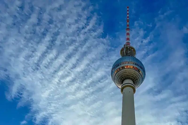 Berlin TV Tower Ticket - Security, the lift and the ride up