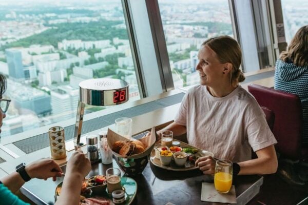 Berlin: TV Tower Ticket & Breakfast at Revolving Restaurant - Review Summary