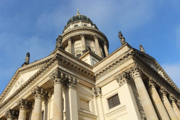 Berlin Walking Tour: Gendarmenmarkt to Tv-Tower - Duration and Distance