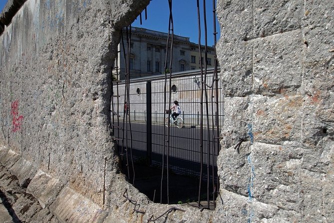 Berlin Wall Audio-Guided 40-Minute Walking Tour - The Sum Up