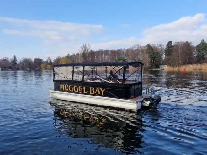 Berlin: Wonderful Days Renting the Luxury Pontoon Kuba - Important Information