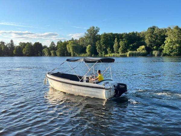 Berlin: Wonderful Days Renting the Motorboat Tortola - Important Rental Information