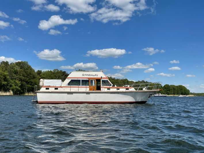 Berlin: Yacht Tour on the Lakes or City - Key Points