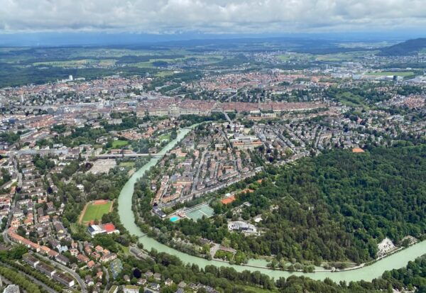 Bern: Exclusive Helicopter-Tour for 4 Over the Swiss Capital - Aerial Views of Iconic Landmarks