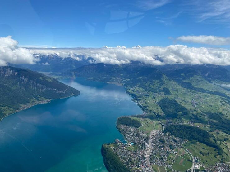 Bern: Private Helicopter-Tour for 4 People to Lake Thun - Pricing and Booking