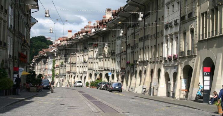 Bern: Private Walking Tour With a Local Guide - Tour Details