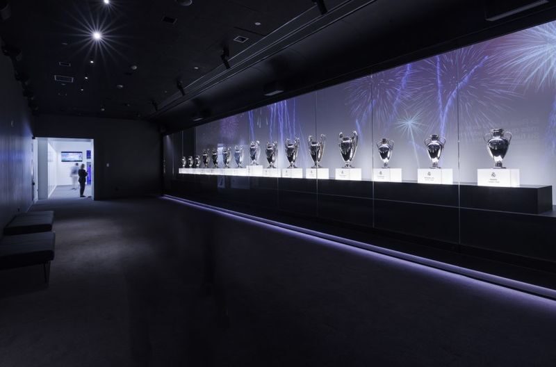 Bernabéu Stadium Guided Tour With Optional Megafan Upgrade - Seeing the stadium and its VIP areas