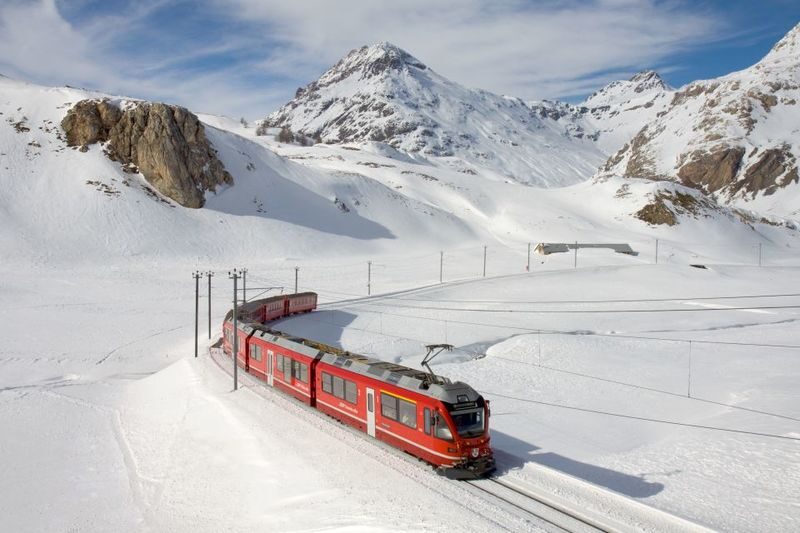 Bernina Red Train and St. Moritz one-day tour from Milan - The coach return and Maloja Pass