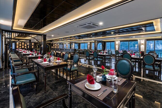 Best 5-Star Luxury Cruise in Halong Bay & Lan Ha Bay  2D1N Tour - Who Is This Cruise Best For?